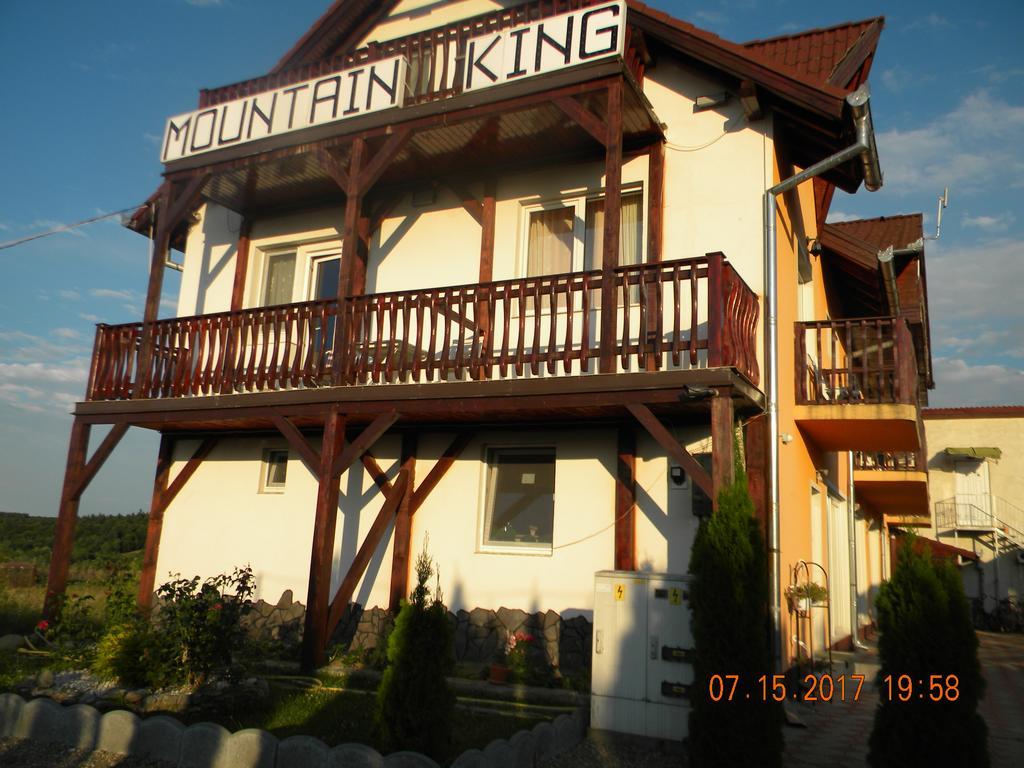 Pensiunea Mountain King Sîmbăta de Sus Exterior foto